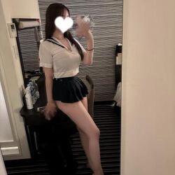秋葉原で待ってる
