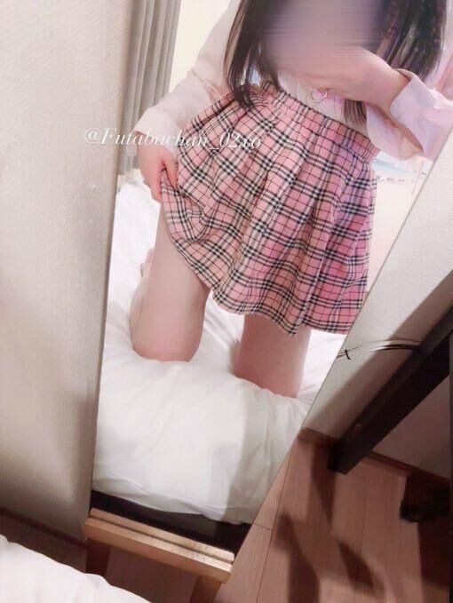 スカートの中、見たい??