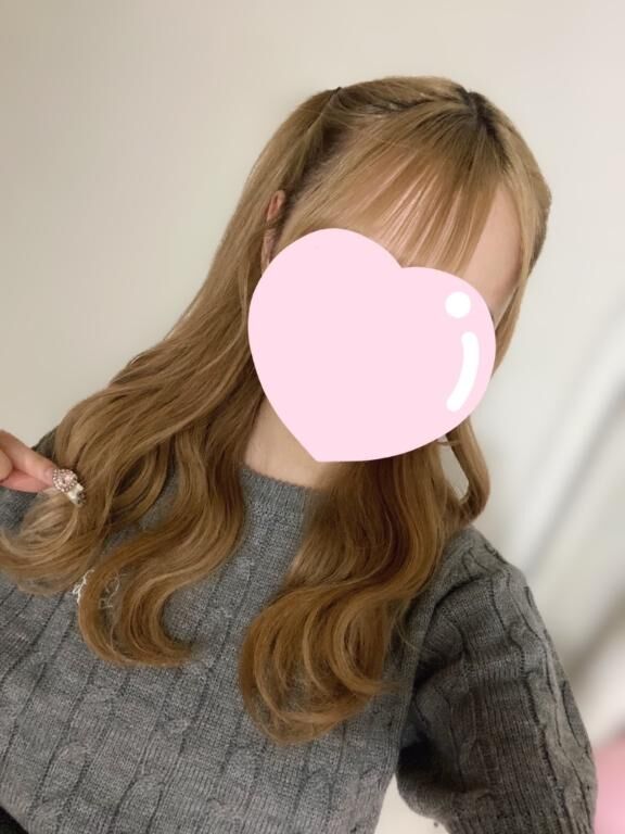 本日急遽で緊急出勤してます！！