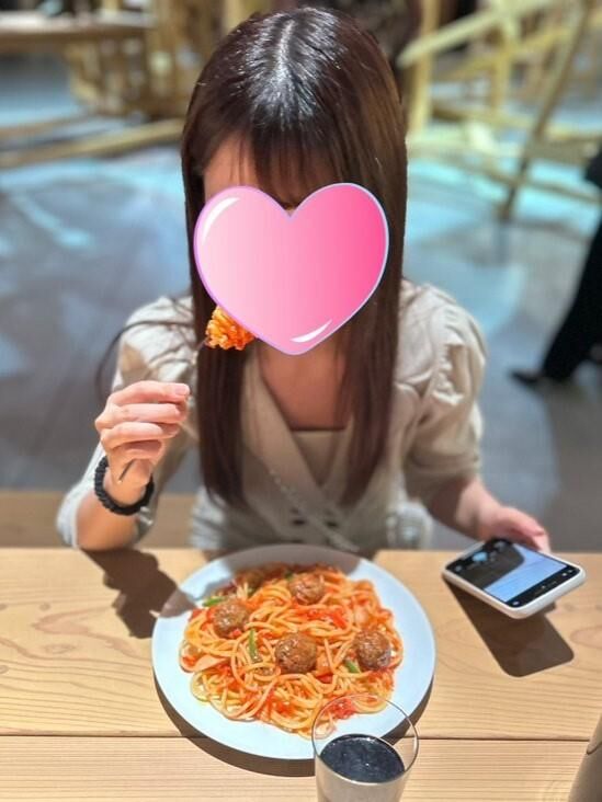自撮り下手なので撮って欲しいです！