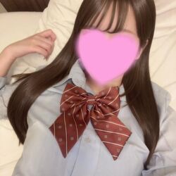 制服姿珍しいかも?