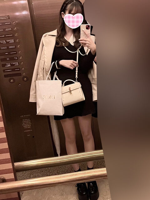 華瀬みりあ