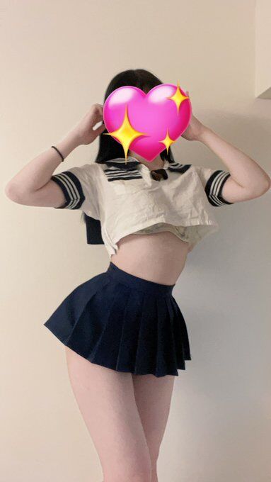 頓痴気ゆらの 黒髪清楚系美少女